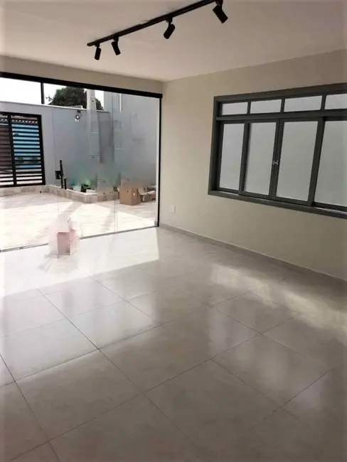 Foto 2 de Casa com 4 quartos à venda, 220m2 em Iguape - SP