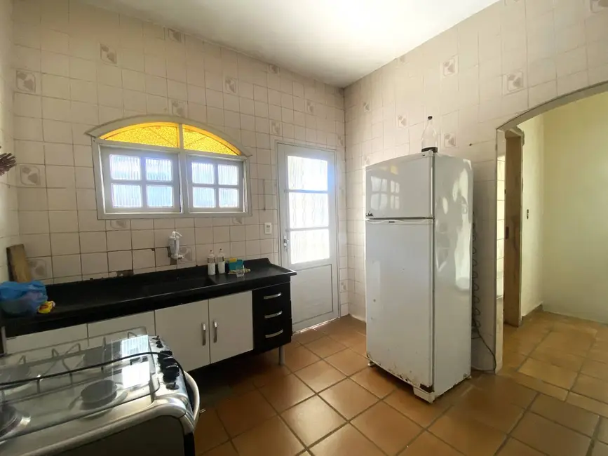 Casa com 4 quartos à venda, 322m2 em Iguape - SP - imagem 4 Foto 4 de Casa com 4 quartos à venda, 322m2 em Iguape - SP