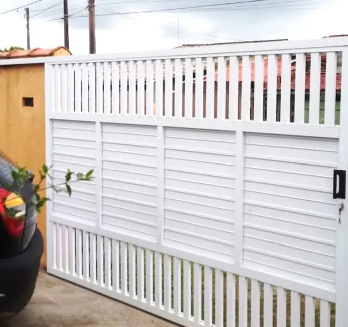 Foto 2 de Casa com 2 quartos à venda, 250m2 em Ilha Comprida - SP