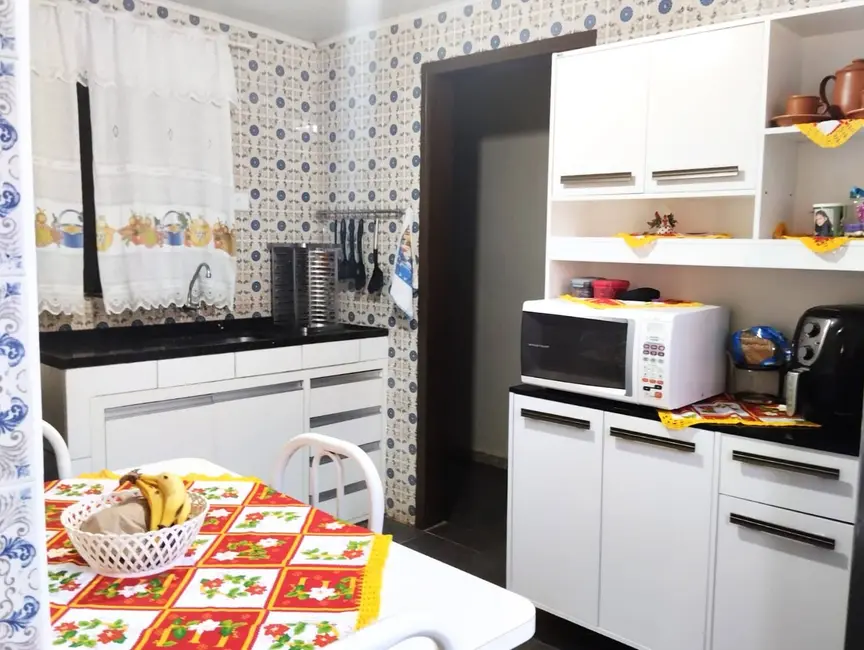 Foto 3 de Casa com 3 quartos à venda, 107m2 em Iguape - SP