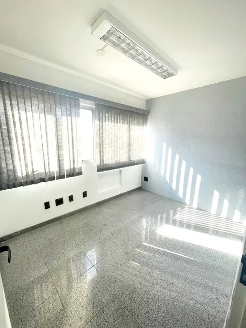 Sala Comercial à venda e para alugar em Centro, Campinas - SP - imagem 9 Foto 9 de Sala Comercial à venda e para alugar em Centro, Campinas - SP