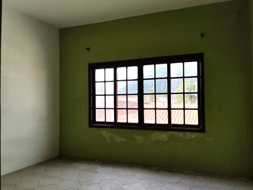 Foto 3 de Sobrado com 8 quartos à venda, 250m2 em Iguape - SP