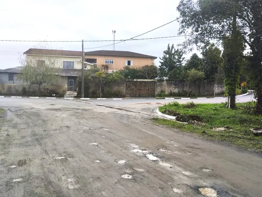 Foto 2 de Casa com 4 quartos à venda em Iguape - SP