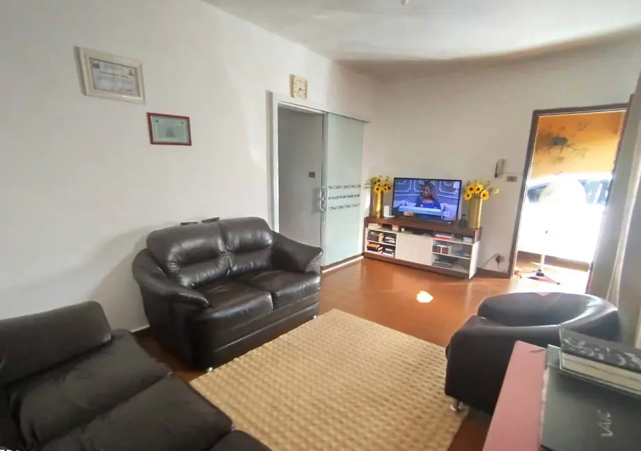 Casa com 3 quartos à venda, 400m2 em Iguape - SP - imagem 3 Foto 3 de Casa com 3 quartos à venda, 400m2 em Iguape - SP