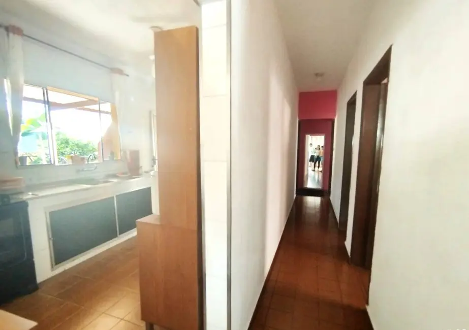 Casa com 3 quartos à venda, 400m2 em Iguape - SP - imagem 6 Foto 6 de Casa com 3 quartos à venda, 400m2 em Iguape - SP