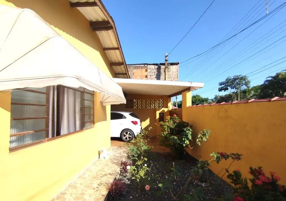 Foto 2 de Casa com 3 quartos à venda, 400m2 em Iguape - SP