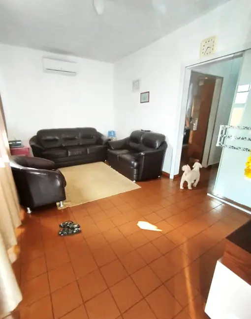 Casa com 3 quartos à venda, 400m2 em Iguape - SP - imagem 4 Foto 4 de Casa com 3 quartos à venda, 400m2 em Iguape - SP