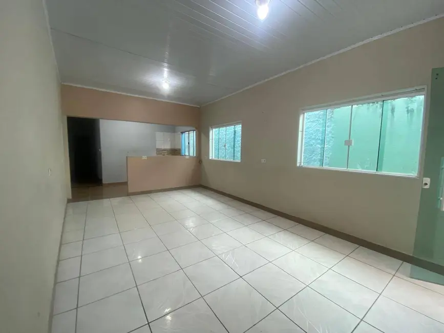 Foto 1 de Casa com 2 quartos para alugar em Iguape - SP