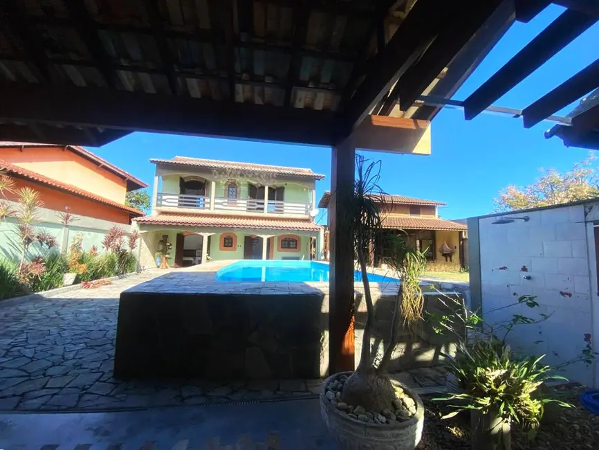 Foto 1 de Casa com 3 quartos à venda em Iguape - SP