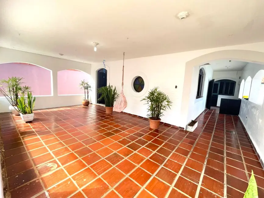 Foto 3 de Casa com 5 quartos para alugar em Iguape - SP