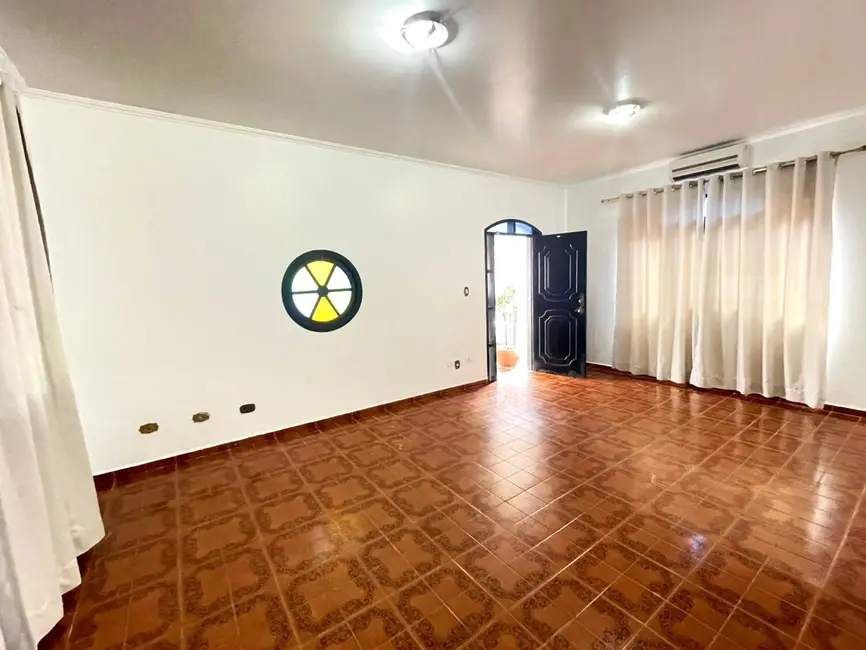 Foto 5 de Casa com 5 quartos para alugar em Iguape - SP