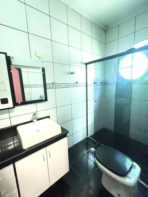 Foto 9 de Casa com 5 quartos para alugar em Iguape - SP