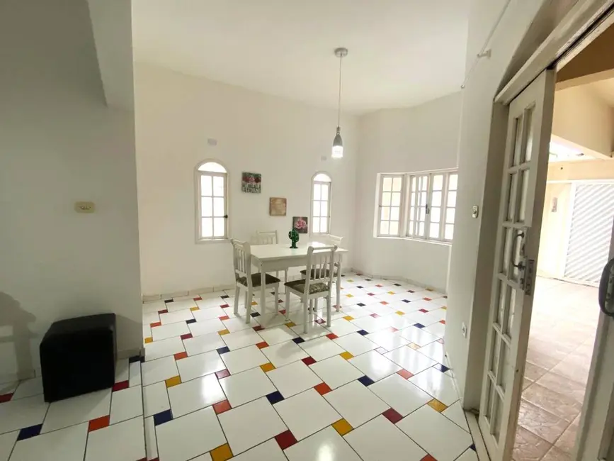 Casa com 3 quartos à venda e para alugar, 250m2 em Iguape - SP - imagem 7 Foto 7 de Casa com 3 quartos à venda e para alugar, 250m2 em Iguape - SP