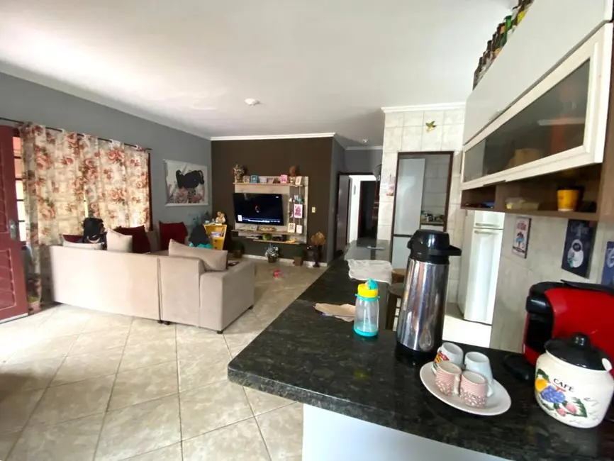 Foto 1 de Casa com 4 quartos à venda, 250m2 em Iguape - SP