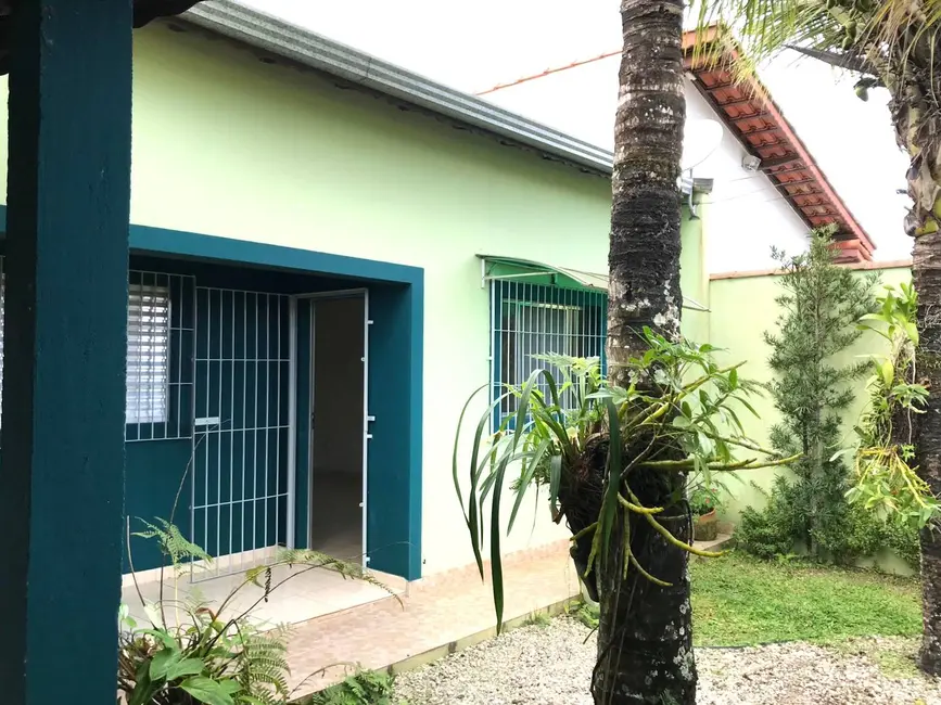 Foto 1 de Casa com 3 quartos à venda, 250m2 em Ilha Comprida - SP