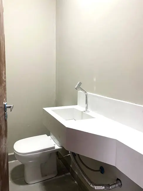 Casa à venda e para alugar em Iguape - SP - imagem 4 Foto 4 de Casa à venda e para alugar em Iguape - SP