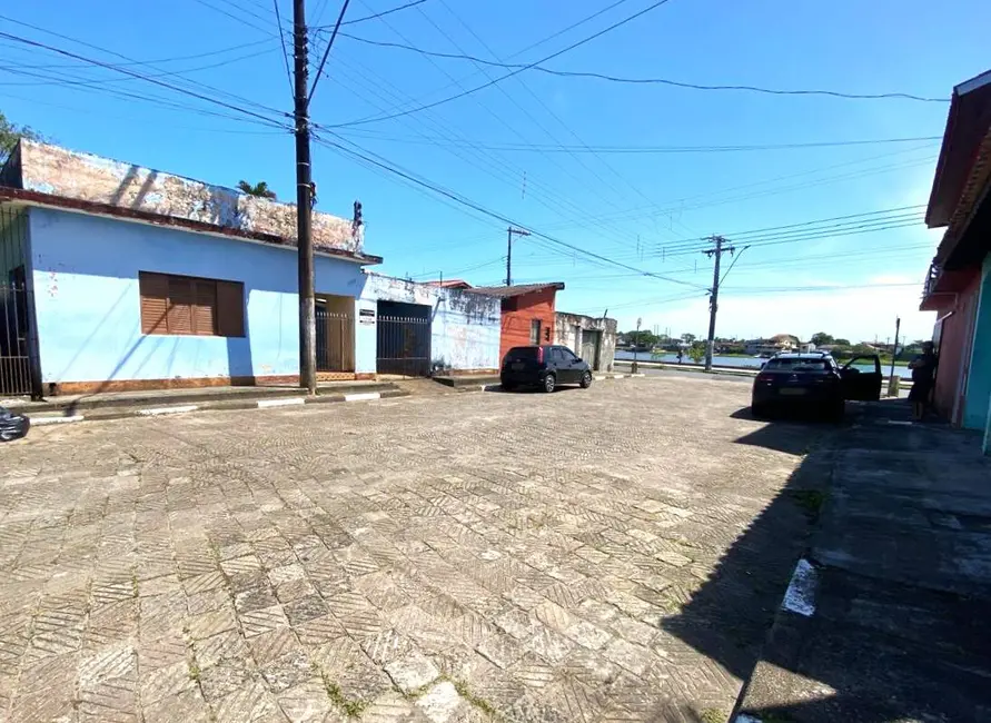 Foto 2 de Casa com 3 quartos à venda, 540m2 em Iguape - SP