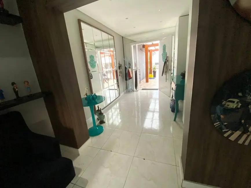 Foto 2 de Casa com 4 quartos à venda e para alugar, 1200m2 em Rócio, Iguape - SP