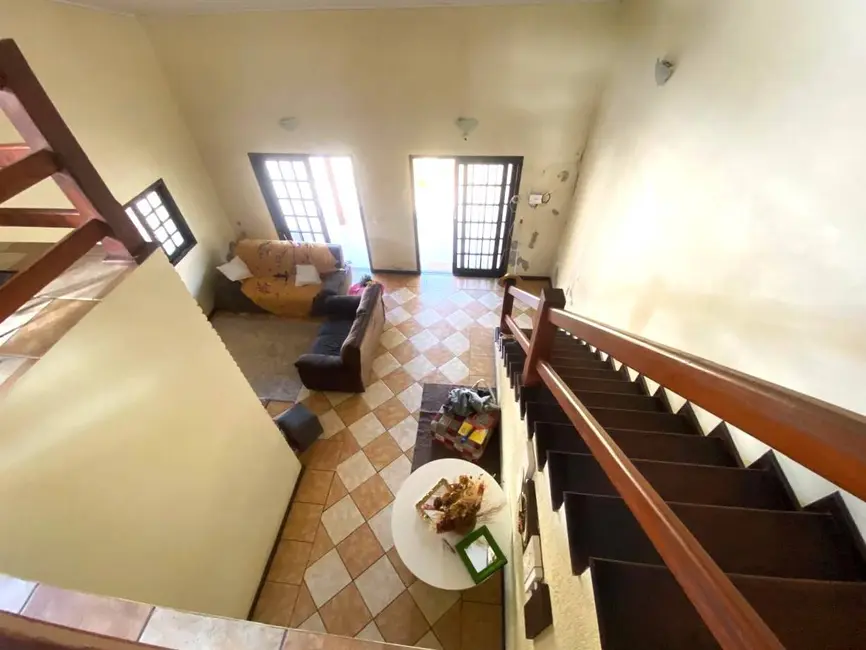 Foto 9 de Casa com 4 quartos para alugar em Iguape - SP