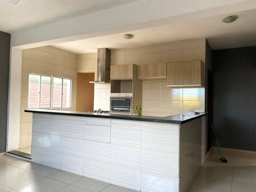 Foto 2 de Apartamento com 2 quartos para alugar em Iguape - SP