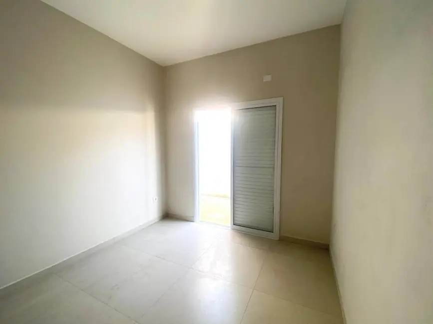 Foto 4 de Casa com 2 quartos à venda, 260m2 em Iguape - SP