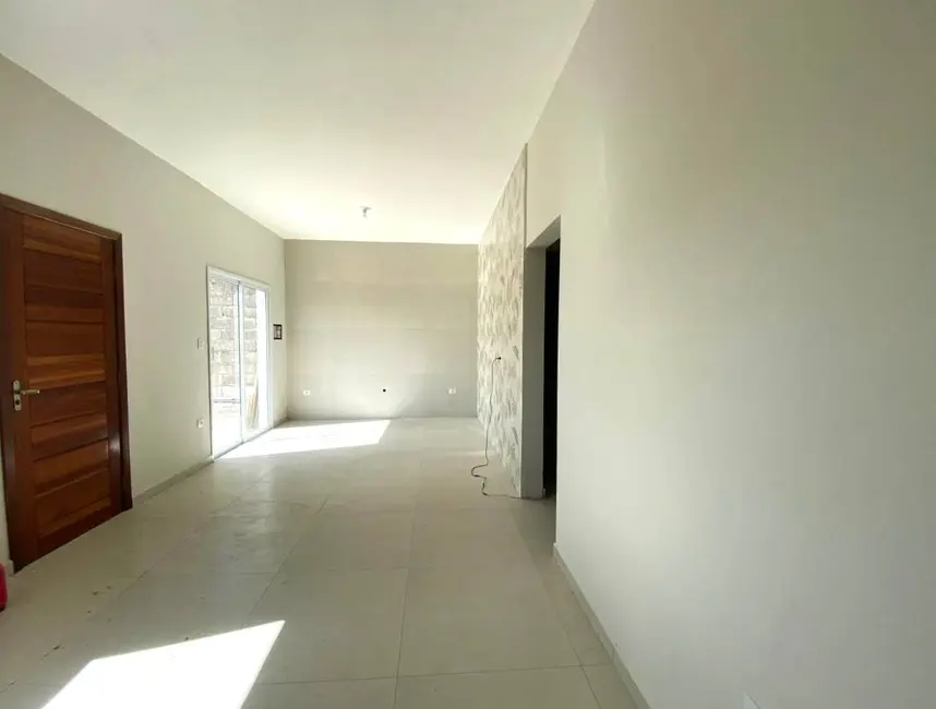 Foto 2 de Casa com 2 quartos à venda, 260m2 em Iguape - SP