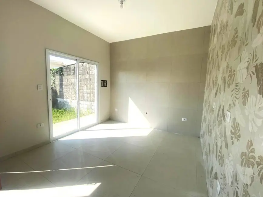 Foto 2 de Casa com 2 quartos à venda, 260m2 em Iguape - SP