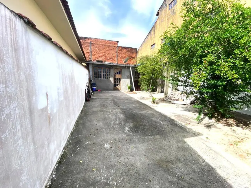 Foto 3 de Casa com 2 quartos à venda, 126m2 em Centro, Iguape - SP