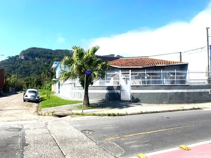 Foto 1 de Casa com 3 quartos à venda, 256m2 em Iguape - SP