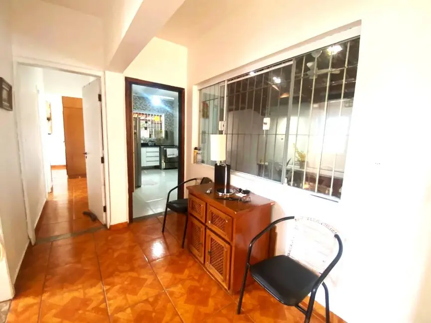 Foto 5 de Casa com 3 quartos à venda, 256m2 em Iguape - SP