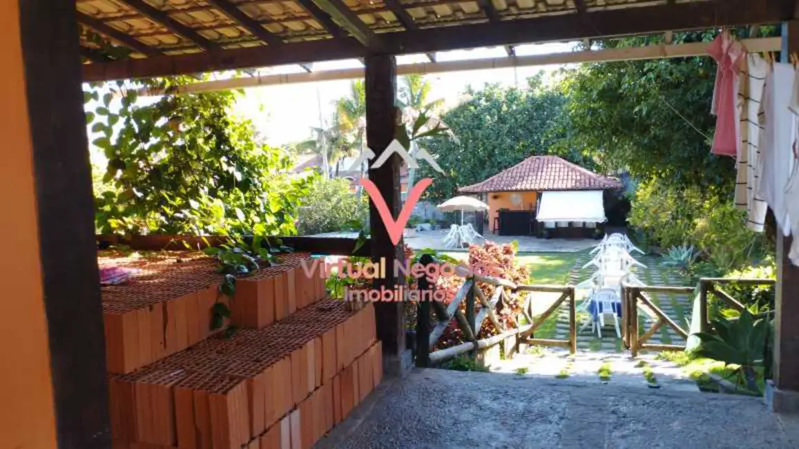 Foto 5 de Casa com 11 quartos à venda, 400m2 em Saquarema - RJ