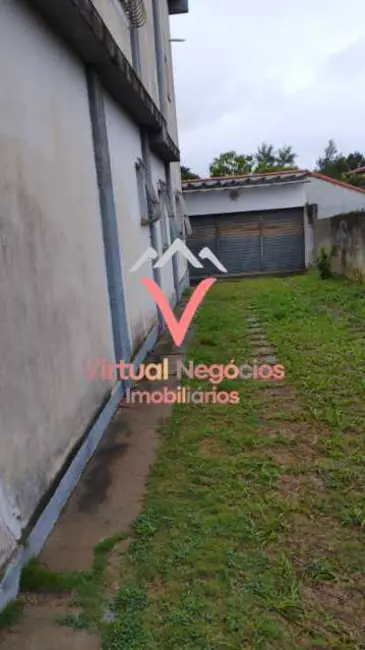 Foto 9 de Casa com 4 quartos à venda, 230m2 em Saquarema - RJ