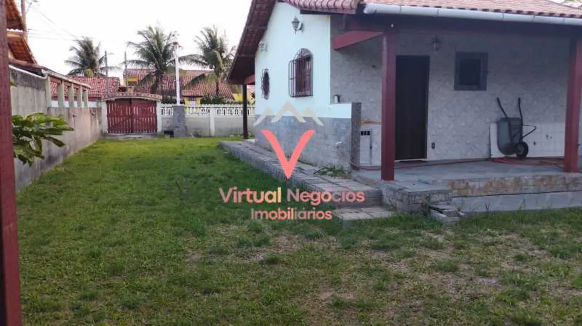 Foto 3 de Casa com 2 quartos à venda, 120m2 em Saquarema - RJ