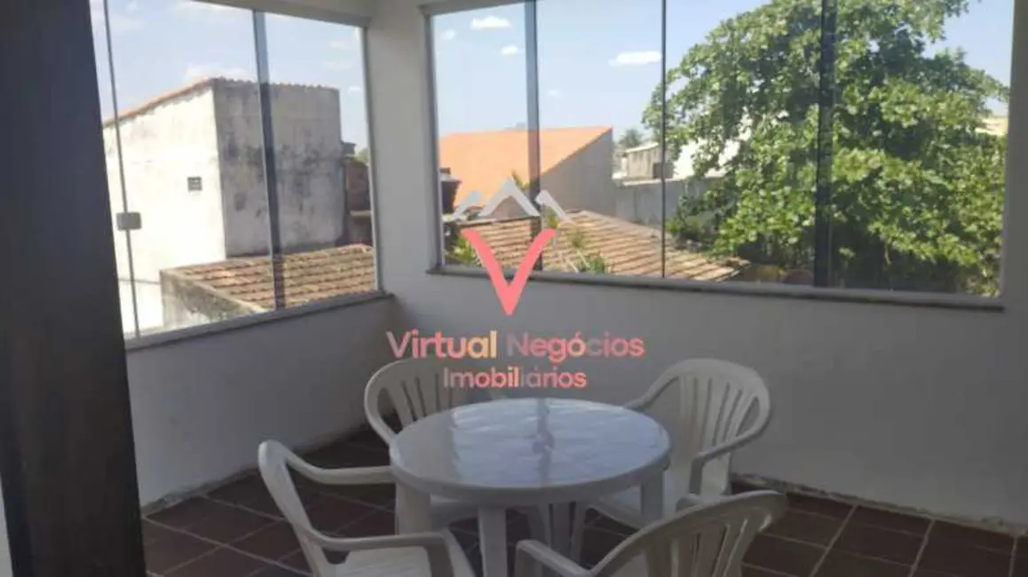 Foto 2 de Casa com 6 quartos à venda, 260m2 em Saquarema - RJ