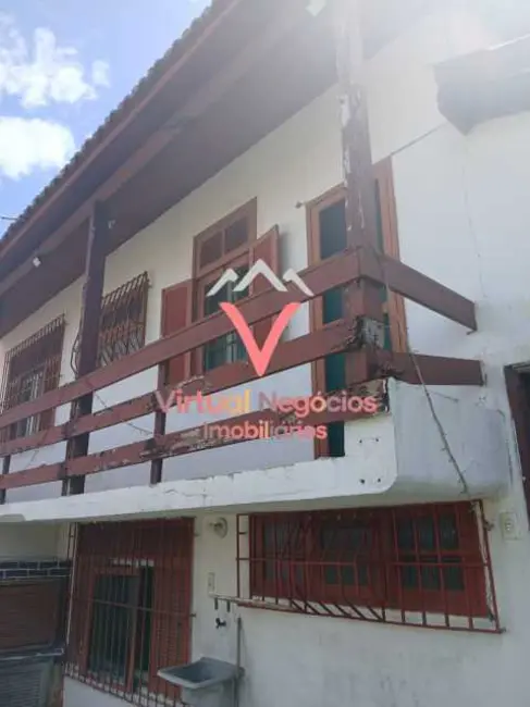 Foto 4 de Casa com 4 quartos à venda, 300m2 em Saquarema - RJ