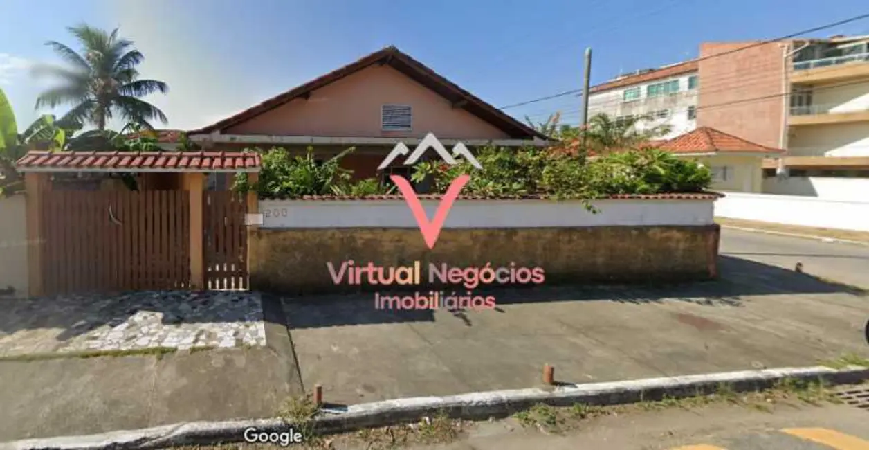Foto 1 de Casa com 3 quartos à venda, 250m2 em Saquarema - RJ