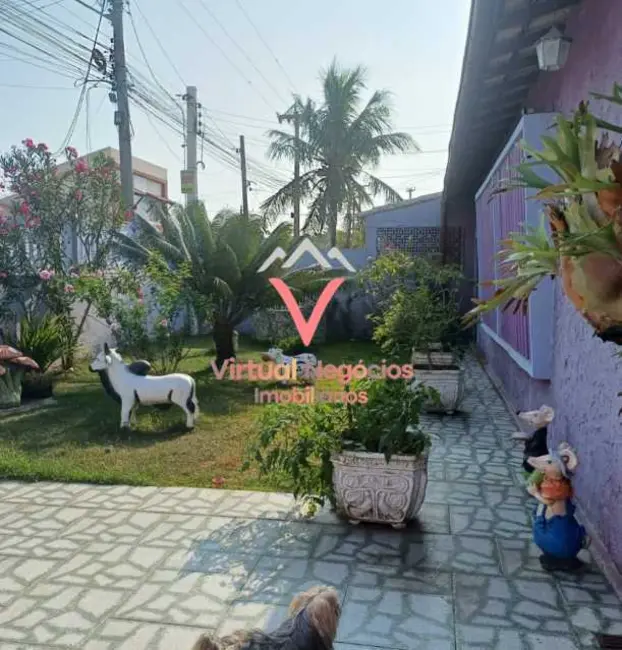 Foto 9 de Casa com 5 quartos à venda, 210m2 em Saquarema - RJ