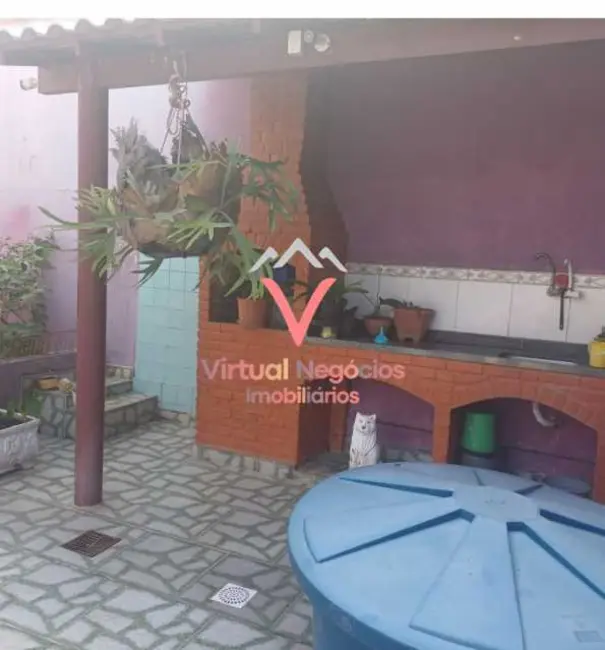 Foto 1 de Casa com 5 quartos à venda, 210m2 em Saquarema - RJ