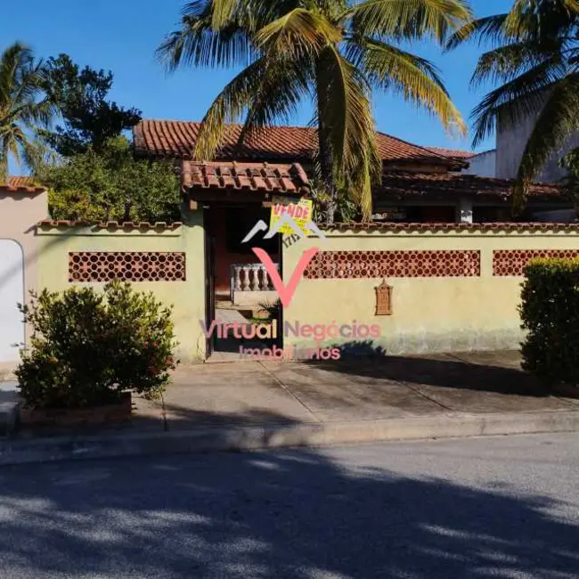Foto 1 de Casa com 3 quartos à venda, 160m2 em Saquarema - RJ