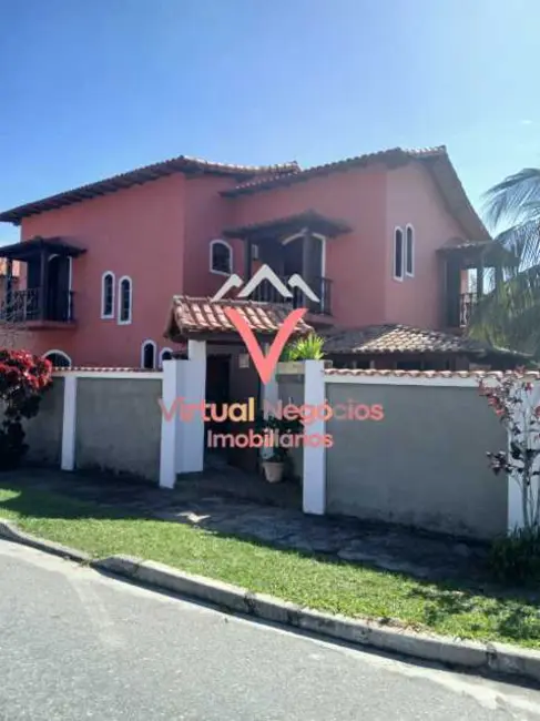 Foto 1 de Casa com 5 quartos à venda, 320m2 em Saquarema - RJ