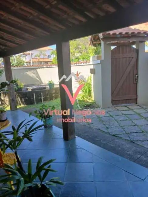 Foto 6 de Casa com 5 quartos à venda, 320m2 em Saquarema - RJ