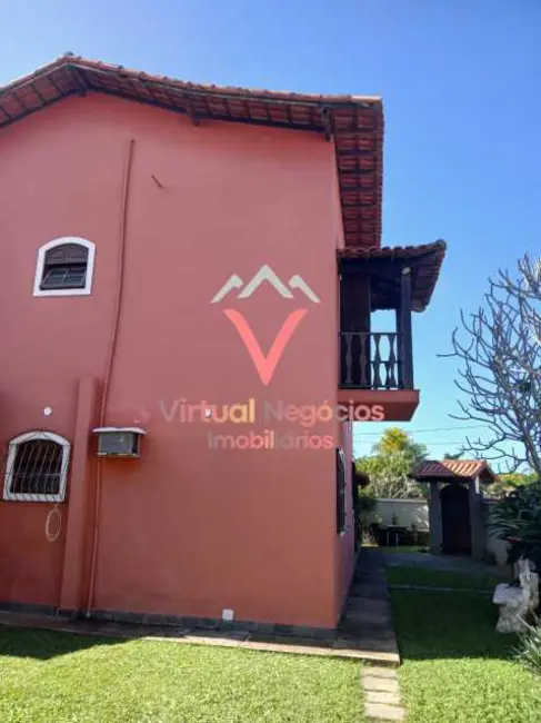 Foto 3 de Casa com 5 quartos à venda, 320m2 em Saquarema - RJ