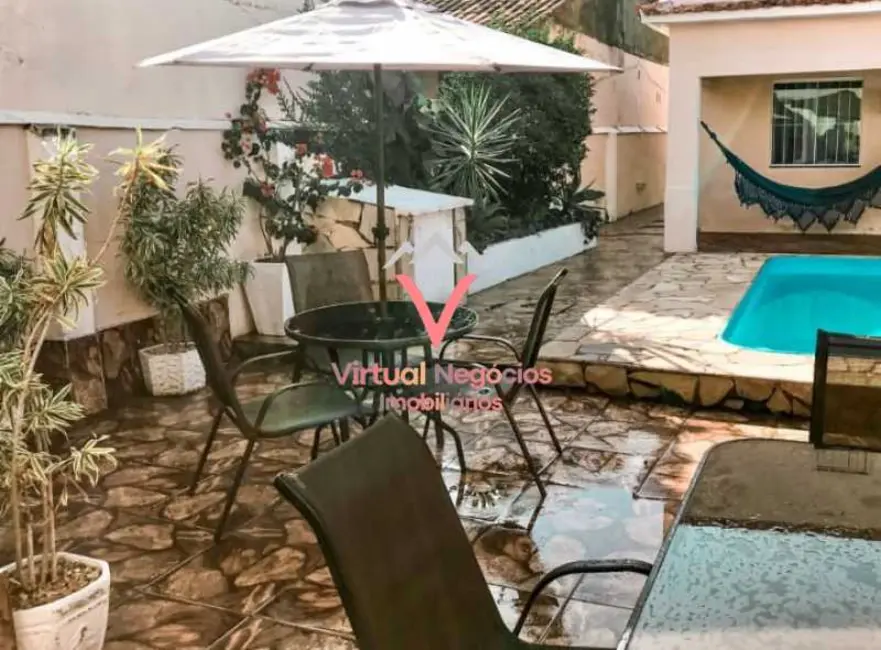 Casa com 4 quartos à venda, 180m2 em Saquarema - RJ - imagem 4 Foto 4 de Casa com 4 quartos à venda, 180m2 em Saquarema - RJ