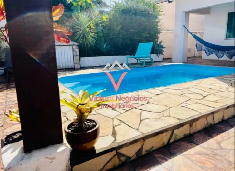 Casa com 4 quartos à venda, 180m2 em Saquarema - RJ - imagem 2 Foto 2 de Casa com 4 quartos à venda, 180m2 em Saquarema - RJ