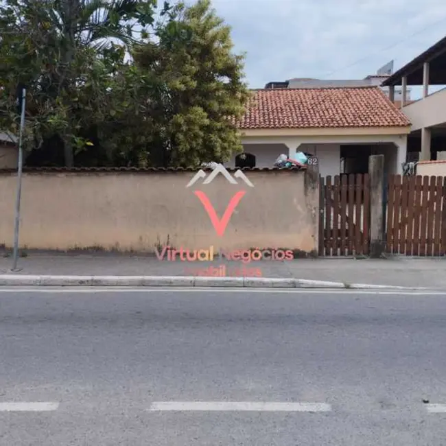 Foto 2 de Casa com 2 quartos à venda, 60m2 em Saquarema - RJ