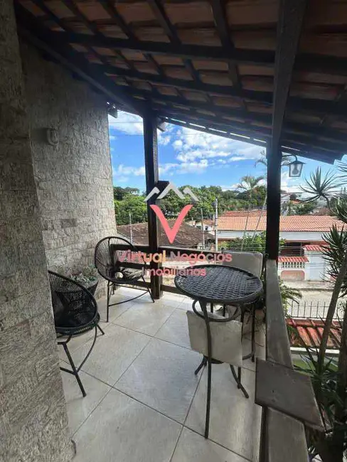 Foto 5 de Casa com 3 quartos à venda, 250m2 em Saquarema - RJ