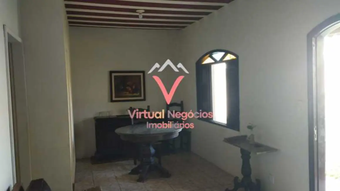Foto 6 de Casa com 8 quartos à venda, 320m2 em Saquarema - RJ
