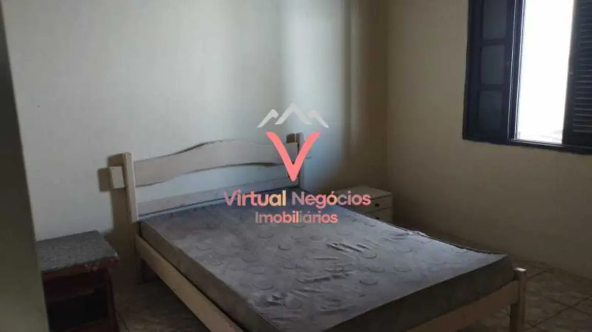 Foto 8 de Casa com 8 quartos à venda, 320m2 em Saquarema - RJ