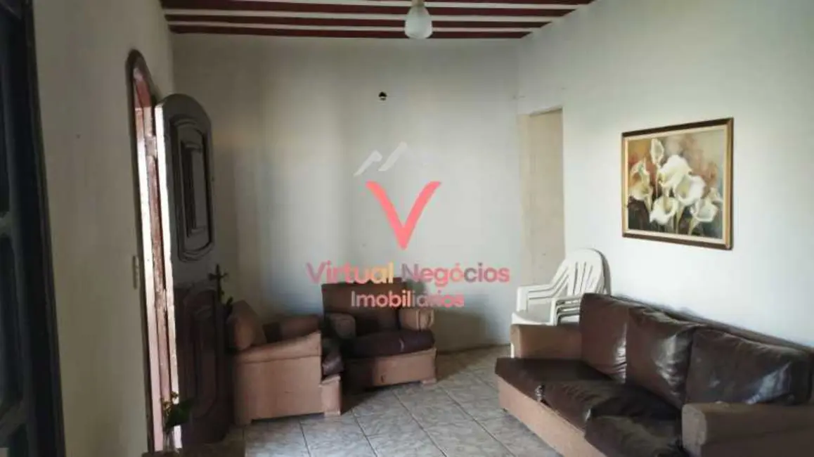 Foto 5 de Casa com 8 quartos à venda, 320m2 em Saquarema - RJ