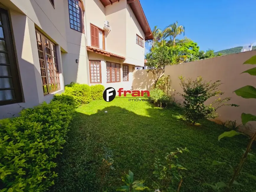 Foto 1 de Casa com 4 quartos à venda, 297m2 em Córrego Grande, Florianopolis - SC